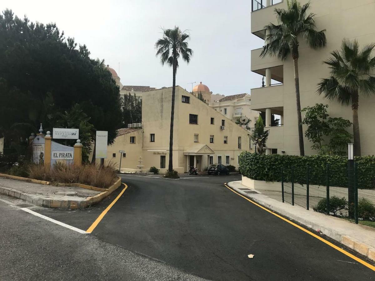Playa Sin Aglomeraciones, Tarifas Especiales Cerca De Puerto Banús *