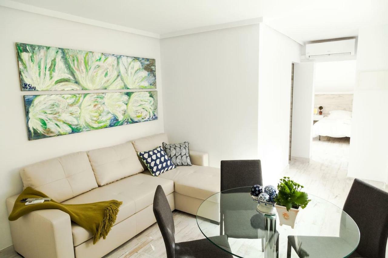 Playa Sin Aglomeraciones, Tarifas Especiales Cerca De Puerto Banus Apartament *